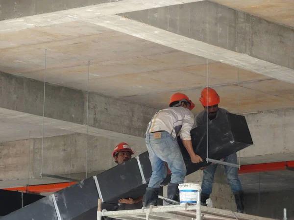 Advanced Insulation Services Houston for Year-Round Protection