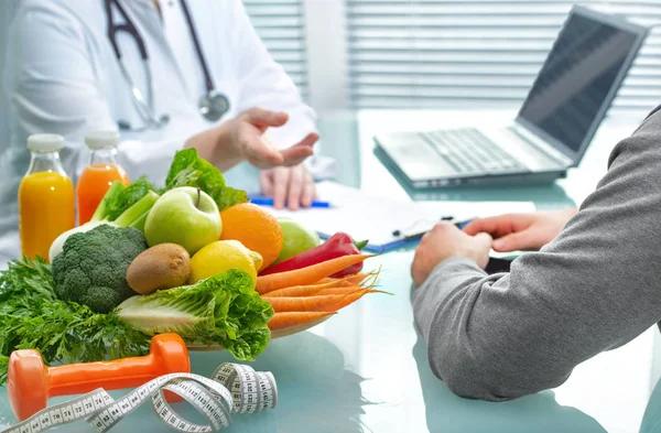 Benefits of Dietitian and Nutrition Counseling for Every Age
