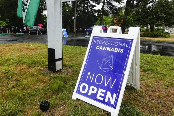 Finding the Best Dispensary for Safe and Legal Purchases